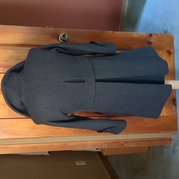 SANDRA AUGELAZZI* 100% wool 3/4 length satin lined 3 button front winter coat - Picture 3 of 14